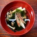 horseland's cooksnap of when they made 霜降りシメジ、わかめ、茗荷のお吸い物＾＾.