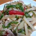 nyao8's cooksnap of when they made 豚とジャガでなんちゃってチンジャオロース.