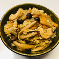 azbjbn's cooksnap of when they made おでんの炊き込みご飯.