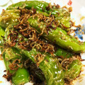 tocoletti's cooksnap of when they made あと１品！ししとうとおじゃこの炒めたん.