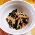 saalalan's cooksnap of when they made オカワカメと竹輪のおかか和え.