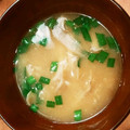 さおりらっくま's cooksnap of when they made 玉ねぎ えのき 舞茸の味噌汁 簡単です♪.