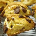 なぁな☆'s cooksnap of when they made サックリホロホロチョコチャンクスコーン.