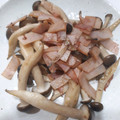 よーこ☆ガッキー's cooksnap of when they made しめじとハムのマヨ炒め.