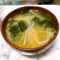 すぬ♥'s cooksnap of when they made もやしの味覇味噌汁.