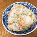 vabochan's cooksnap of when they made カルシウム！！桜えびと青のりおにぎり★.