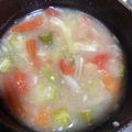 まっちゃの台所's cooksnap of when they made 夏お薦めトマトとオクラの味噌汁.