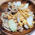夜盗エメラルド's cooksnap of when they made 全部大さじ1/2、卵、豚、玉ねぎ炒め.