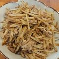 食いしん坊山ガール's cooksnap of when they made 簡単♫さっぱりジューシー豚ゴボウ.