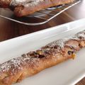 はるちなあき's cooksnap of when they made 胡桃チョコのステックパン＊自家製酵母.