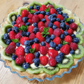 DJ KOOLY's cooksnap of when they made 母の日ケーキ・いちごのカスタードタルト.