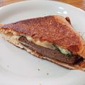 ﾍﾞﾋﾞよしﾏﾏ's cooksnap of when they made レトルトハンバーグの簡単★ホットサンド.