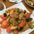 hitoppe103's cooksnap of when they made きゅうりとトマトのキムチ和え.