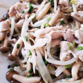 ♡こもれび♡'s cooksnap of when they made 豚肉とモヤシときのこの中華風炒め♡.