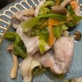 ✩ままま✩'s cooksnap of when they made 超簡単！塩麹の鶏もも肉と野菜の蒸し煮！.