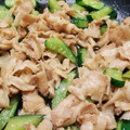 料理は苦手マミー's cooksnap of when they made キュウリと豚バラの炒めもの.