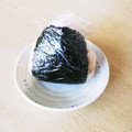 take♪aki♪'s cooksnap of when they made やっぱり旨い、しらすとおかかのおにぎり！.