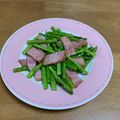 sunsunよっぴい's cooksnap of when they made アスパラガスとベーコンのバター炒め.