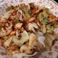 EmikoT's cooksnap of when they made キャベツと桜えびの卵炒め.