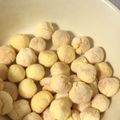 12kiki12's cooksnap of when they made 卵黄ボーロ♡.