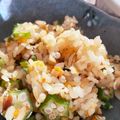 あたむ❤189's cooksnap of when they made 鰹節が決め手！オクラの入ったチャーハン.