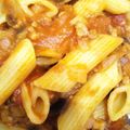 kumamother's cooksnap of when they made 旦那も子供も大好き簡単ミートソースペンネ.