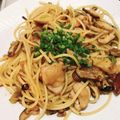 miwayon's cooksnap of when they made 簡単☆鶏もも肉のピリ辛和風パスタ.