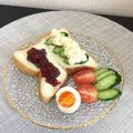 ☆こまっと☆'s cooksnap of when they made *苺とあんこのサンドイッチ*.