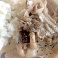 キロリン's cooksnap of when they made 舞茸しめじ入りきのこのビーフストロガノフ.