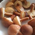 なかたんた's cooksnap of when they made ヤロウのたこ焼き器で作るきのこカステラ.