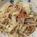 咲わんこ's cooksnap of when they made ゆで白菜ともやしのおかかマヨ醤油和え.