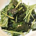 ひぃちゃんひー's cooksnap of when they made 三つ葉とワカメのナムル.