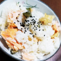 ＭＩＫＵｘｏｘｏ's cooksnap of when they made 鮭とお揚げの炊き込みご飯　簡単　炊飯器　.