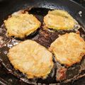 nikkijamie's cooksnap of when they made お弁当に♪豚ヒレ肉のポークピカタ.