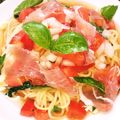 TomoGoQoo's cooksnap of when they made フレッシュトマトと生ハムの冷製パスタ.
