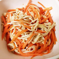くるん♪'s cooksnap of when they made えのきとにんじんのぽん酢ゴマ和え.