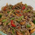 はずかしむでぃん's cooksnap of when they made スプーンでどうぞ♪チンジャオロース丼.