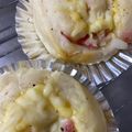 簡単ご飯's cooksnap of when they made 人気の調理パン◎オニオンベーコンロール.