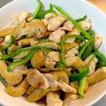 クックVSU0E2☆'s cooksnap of when they made 鶏むね肉と厚揚げピーマンの甘辛炒め.