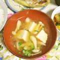 mmameco's cooksnap of when they made ＊魚河岸あげとえのきのお味噌汁.
