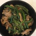 la_breeze's cooksnap of when they made カリカリ豚こまといんげんのオイマヨソテー.
