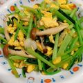 ♡ともりん's cooksnap of when they made 小松菜とベーコンの卵とじ♪.
