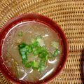 しちゅ's cooksnap of when they made ほっこりアラ汁もどき！野菜とツナの味噌汁.