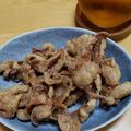 yocchi2109's cooksnap of when they made おつまみに！カリカリ鶏皮.