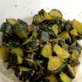 向日葵くっく's cooksnap of when they made 簡単★大量消費！きゅうりの胡麻味噌炒め.