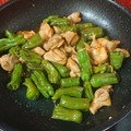 ブンミツ's cooksnap of when they made 簡単★鶏もも肉とししとうの照り焼き.