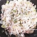 ♬あじさいのレシピ♬'s cooksnap of when they made 豚キャベツでさっぱりもやしポン酢炒め.