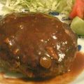 あづっちょ's cooksnap of when they made お店に負けない！我が家定番ハンバーグ。.