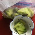 Izumi_1969's cooksnap of when they made 捨てない！メロンの皮と実の間の漬け物.