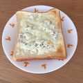 はるがきた's cooksnap of when they made 子供も大好き♪簡単しらすチーズトースト.